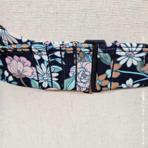 Kona Sol Strapless Bikini Top Dark Blue Floral, 32 D/DD - Picture 4 of 13